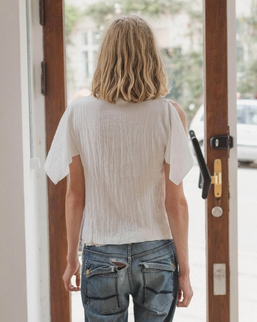 Baserange Toppur Folio top Crincle linen