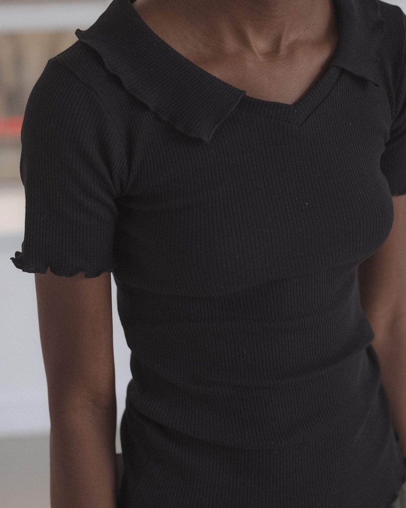 Baserange Toppur Iso top Black