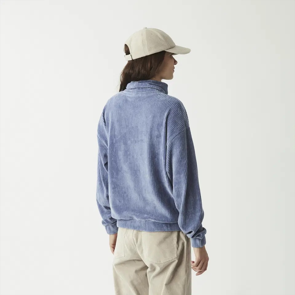 Picture peysa Laikko Crew Stone wash