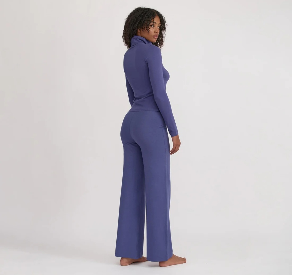 Organic Basics Bolur Everyday Turtleneck Eclipse