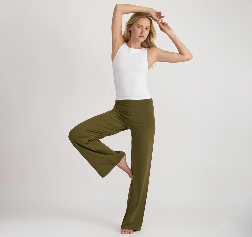 Organic Basics Buxur Core Straight Leg Pants Olive
