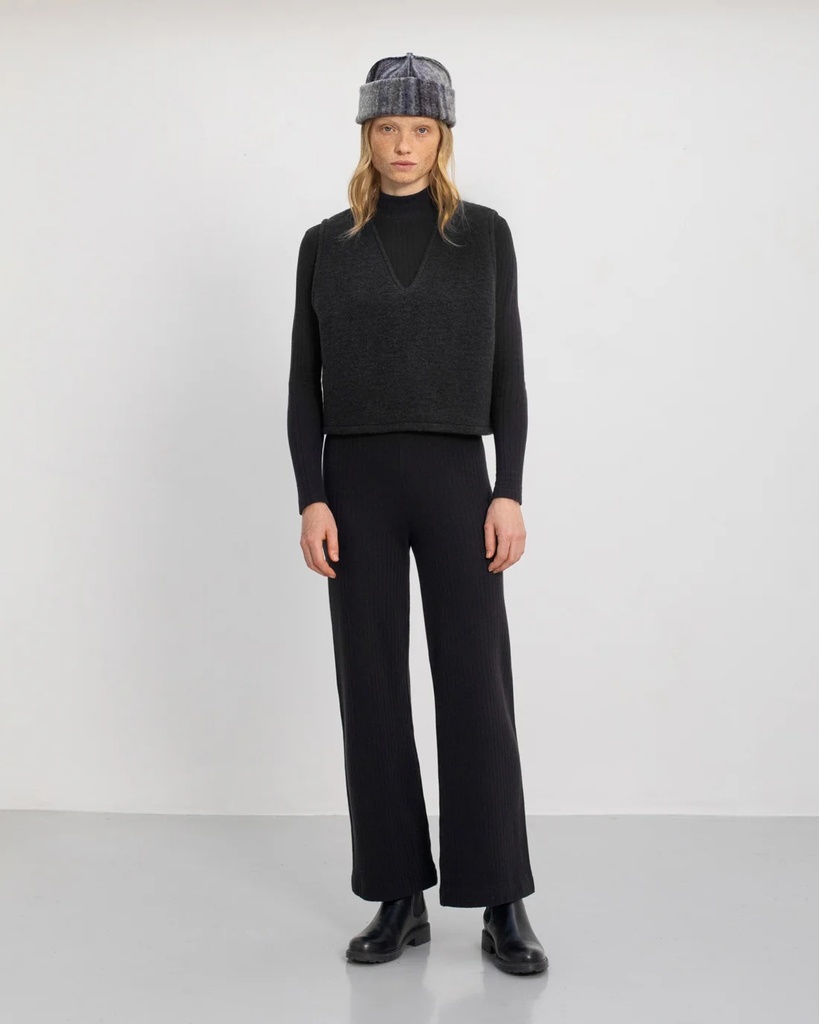 Rotholz Vesti Cropped Vest Soft Black