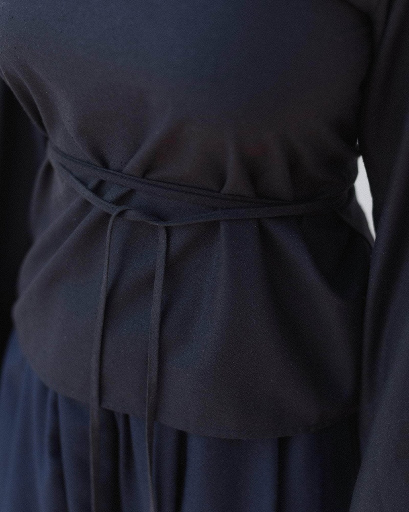 Baserange Toppur Long Sleeve Apron Top Black