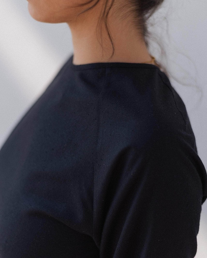 Baserange Toppur Long Sleeve Apron Top Black