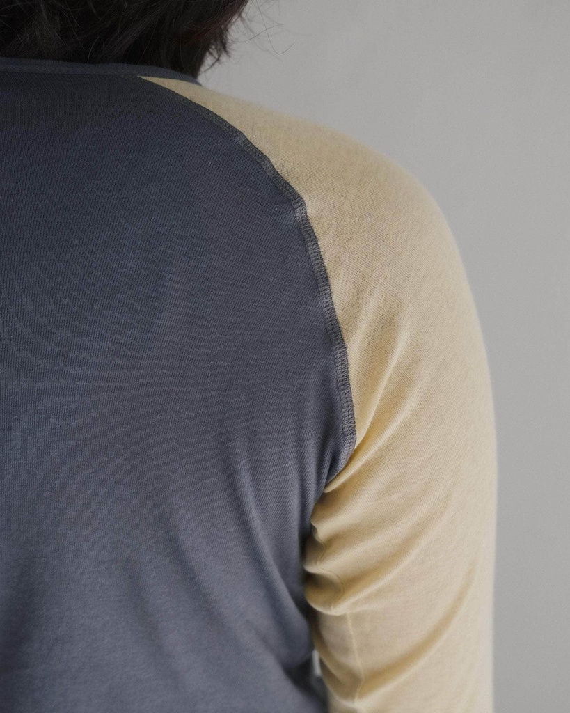 Baserange Bolur Gene Long Sleeve Amber Blue/Beige