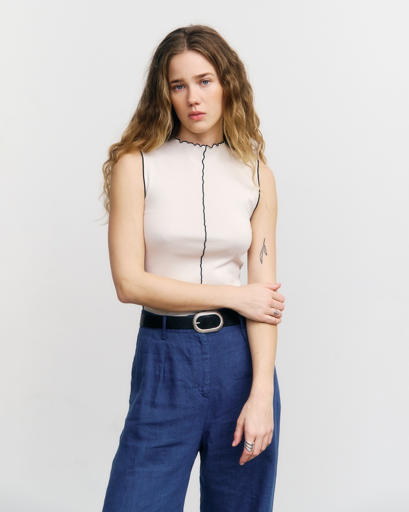 Rotholz Toppur Pin-Tucked Top Nature White