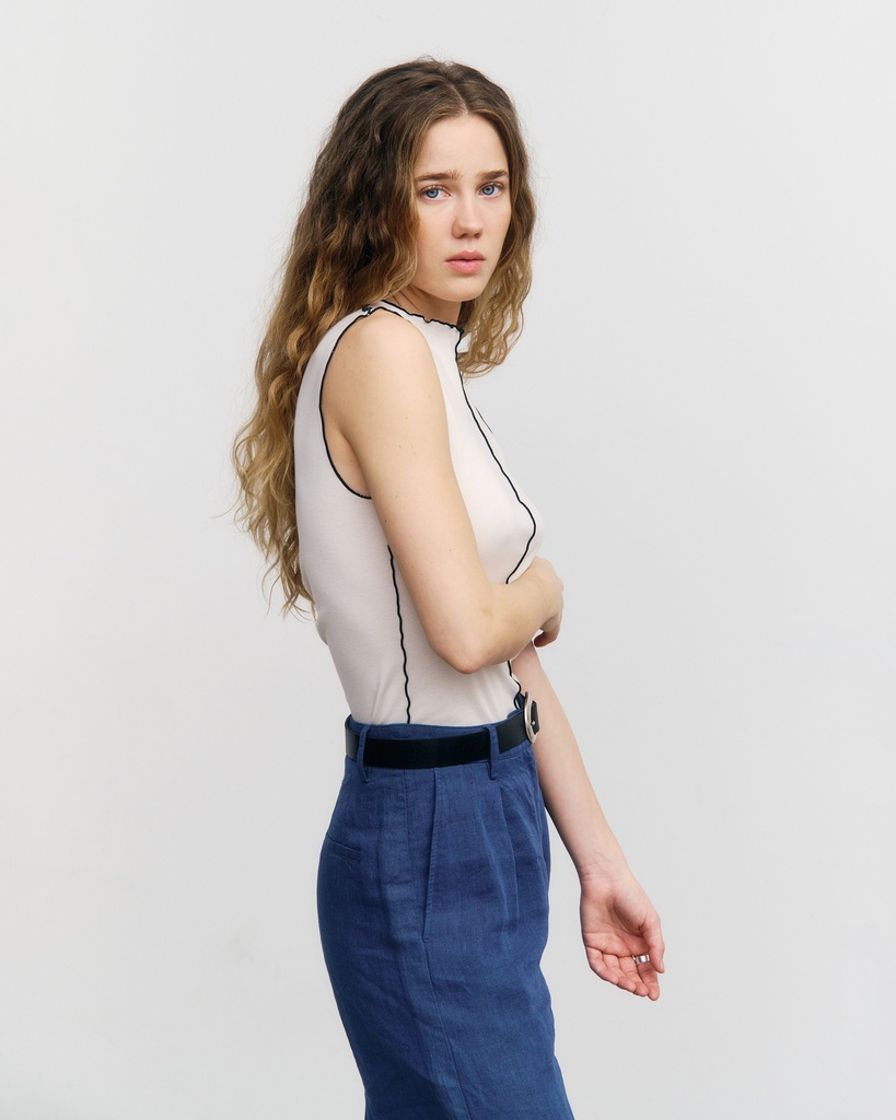 Rotholz Toppur Pin-Tucked Top Nature White