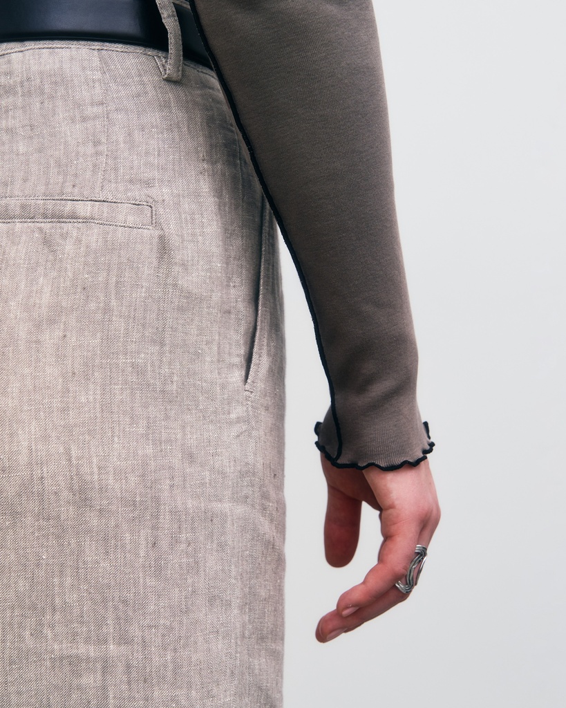 Rotholz Toppur Pin-Tucked L/S Top Fawn Grey