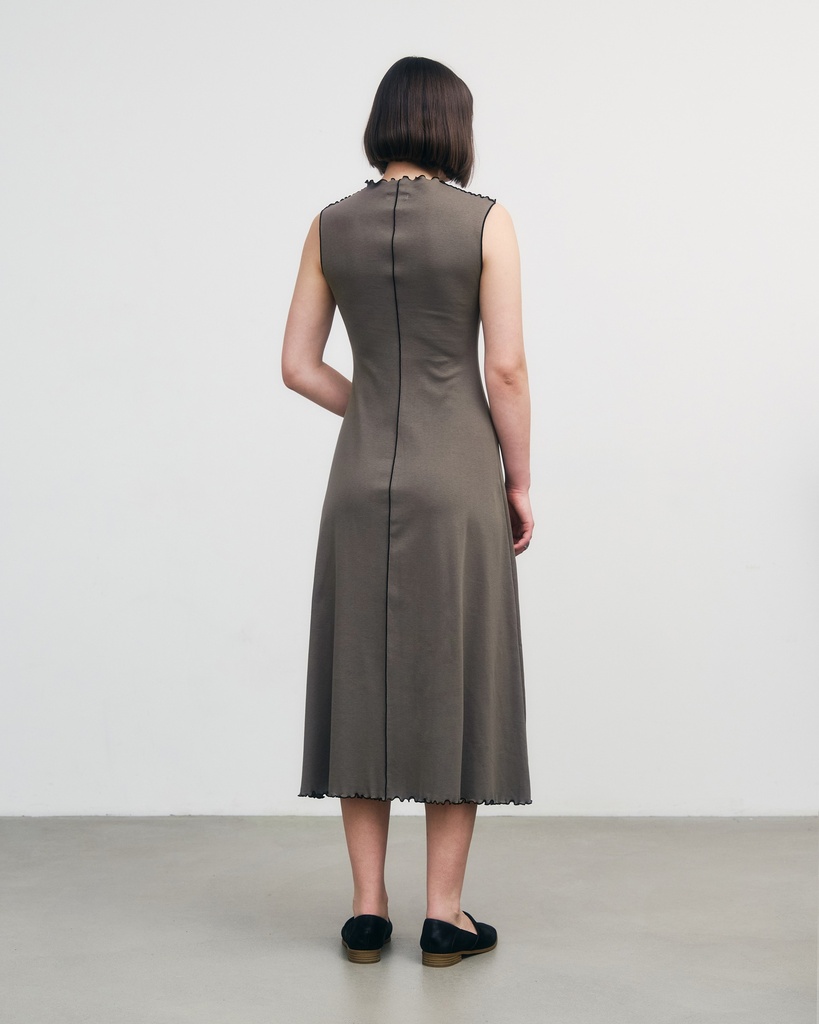 Rotholz Toppur Pin-Tucked Dress Fawn Grey