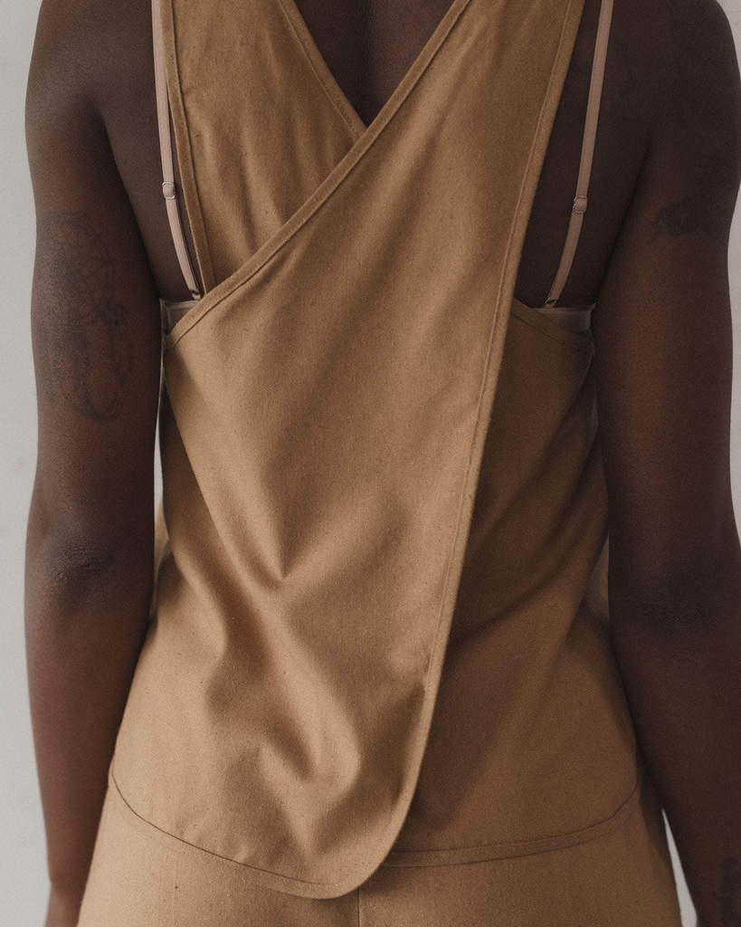 Baserange Toppur Apron Top Bath Brown