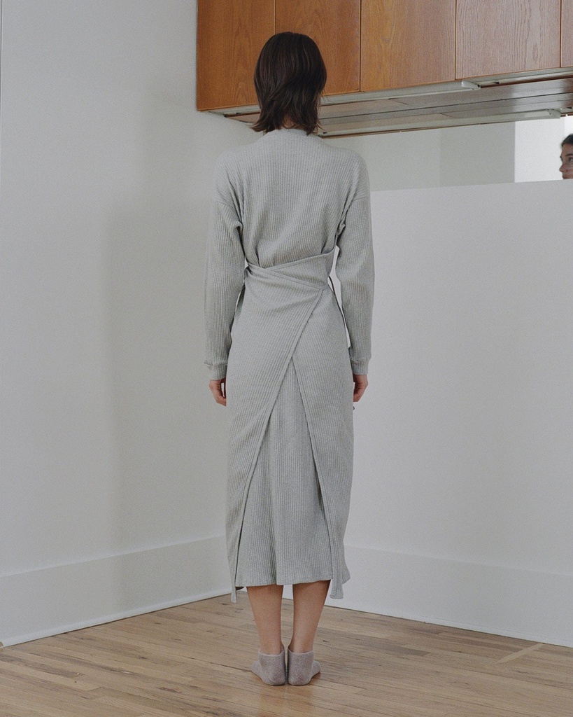 BASERANGE Kjóll Shaw Long Sleeve Kaftan grey melange