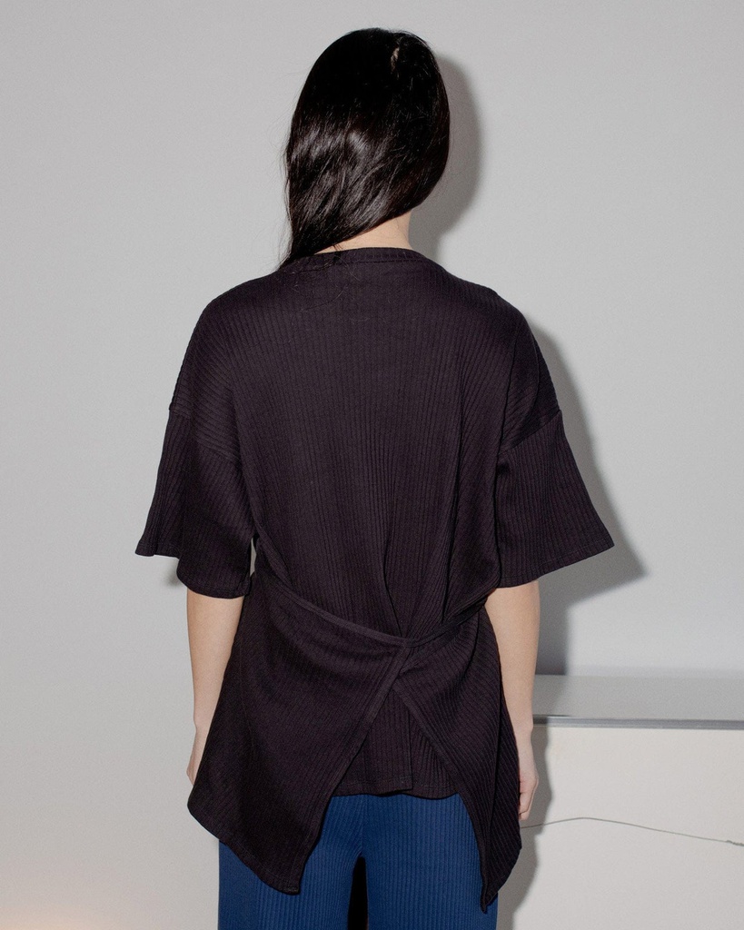 BASERANGE Toppur Shaw Tee black