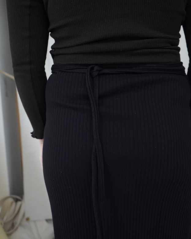 Baserange Pils Brig skirt Black