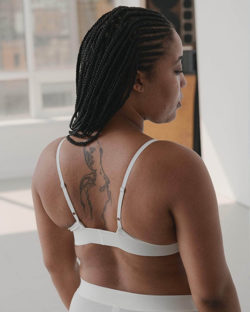 Baserange toppur Triangle bra  Undyed