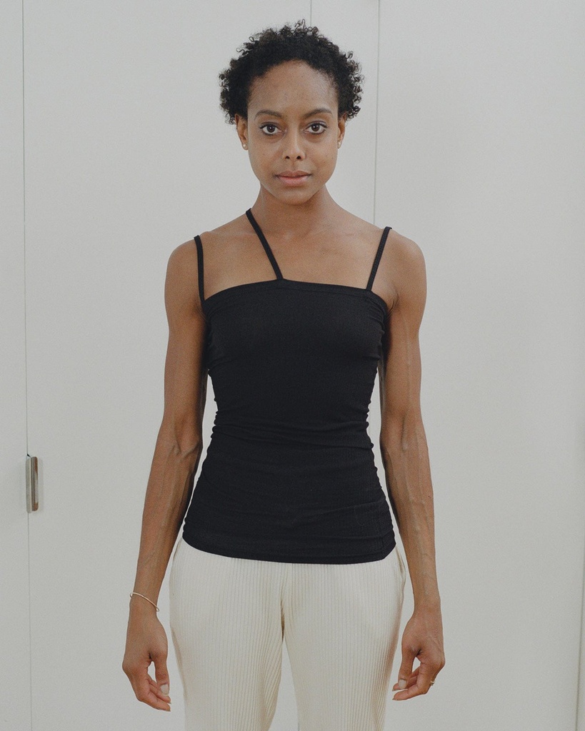 Baserange Toppur Nida Tank black