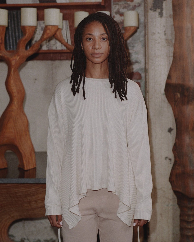 Baserange Peysa Shaw Long Sleeve off white