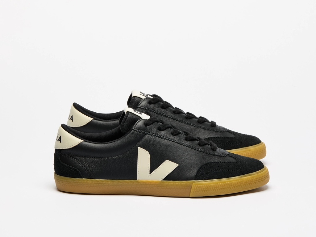 VEJA skór Volley Leather Black Pierre