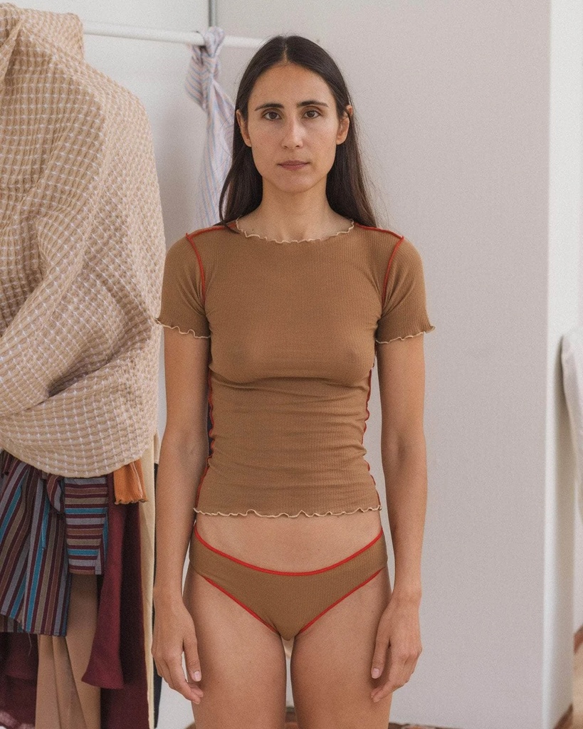 Baserange toppur Vein tee shirt Alamillo brown / red