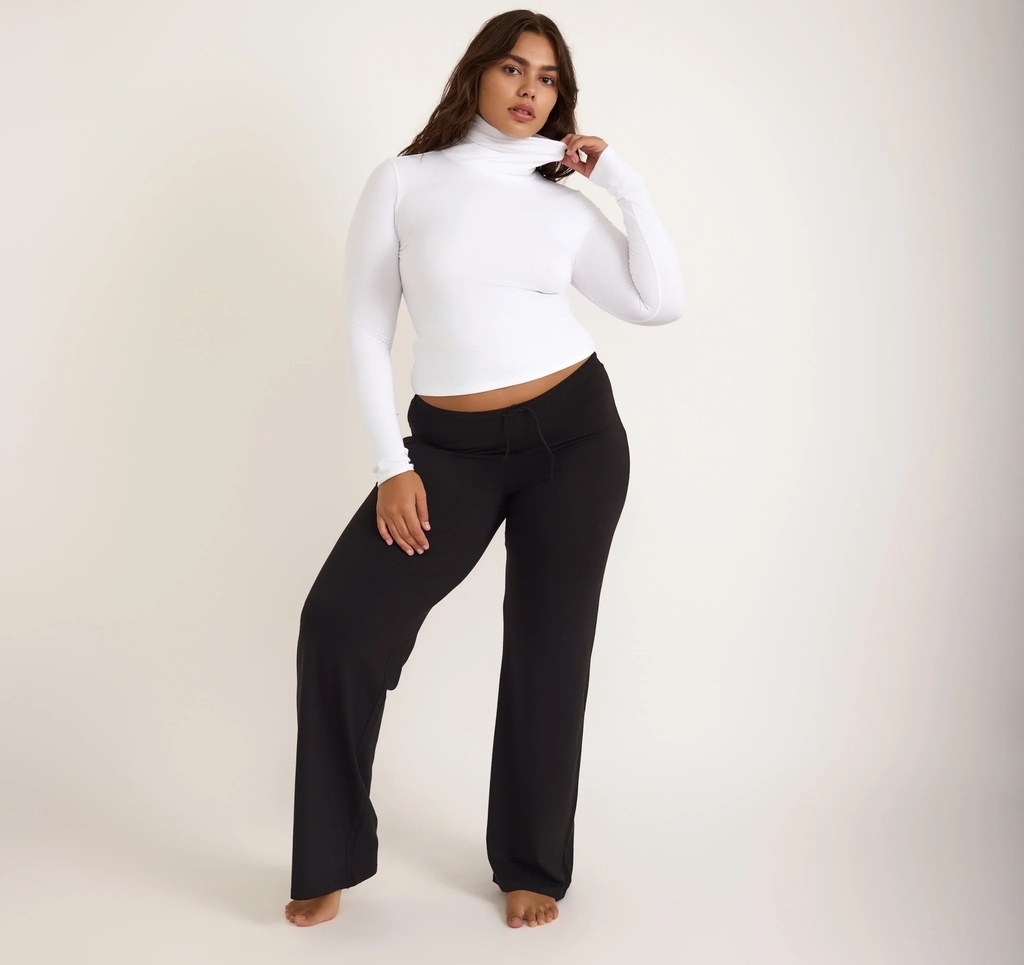 Organic Basics buxur Everyday Straight Leg Pants
