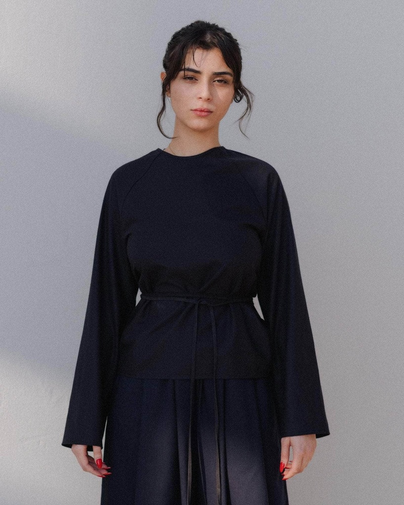 Baserange Toppur Long Sleeve Apron Top Black