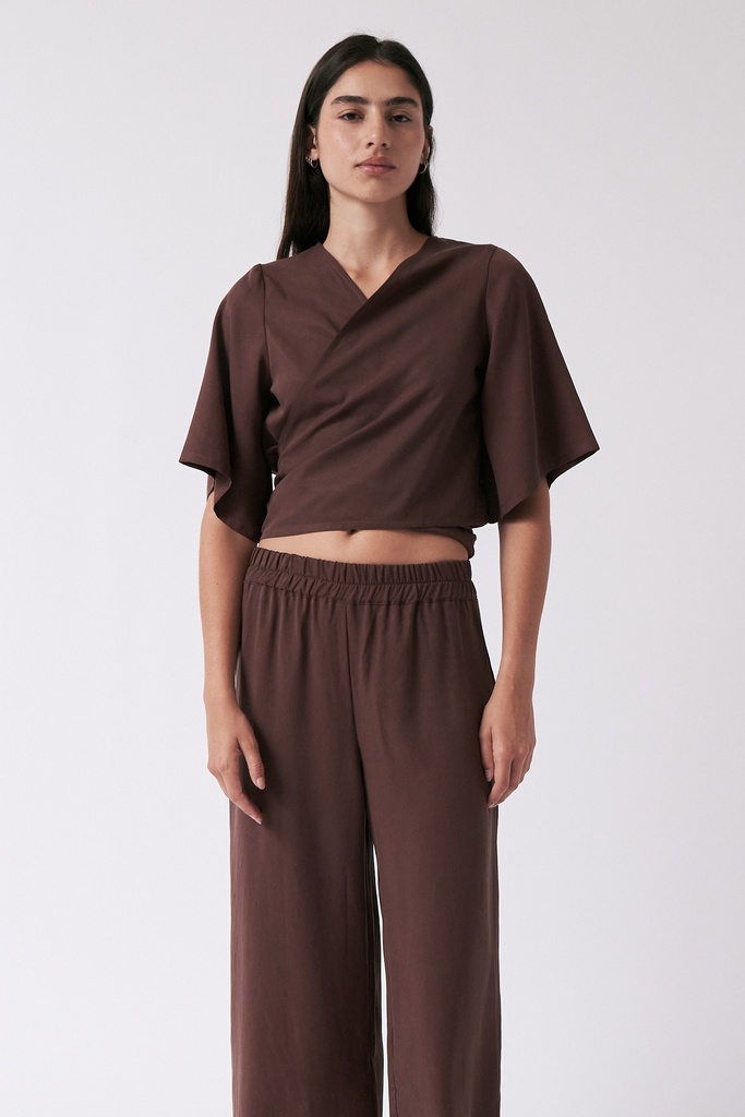 amt. Toppur Orchid Blouse Brown