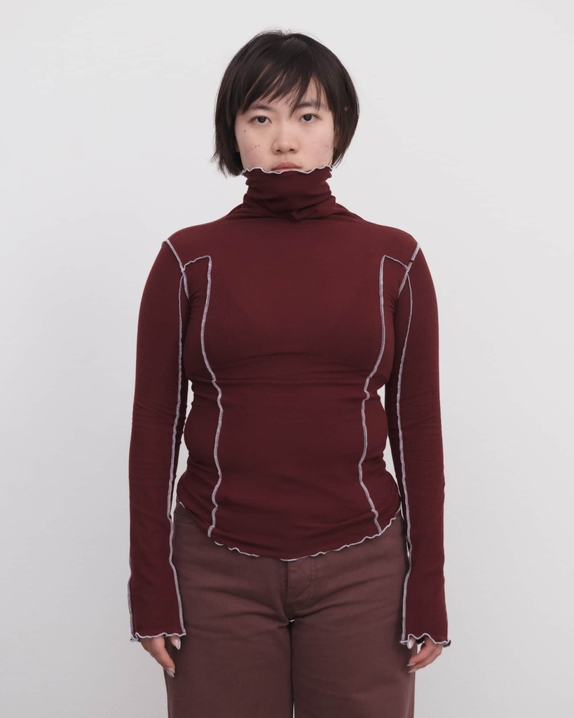Baserange Toppur Cinder turtleneck tank Nara red