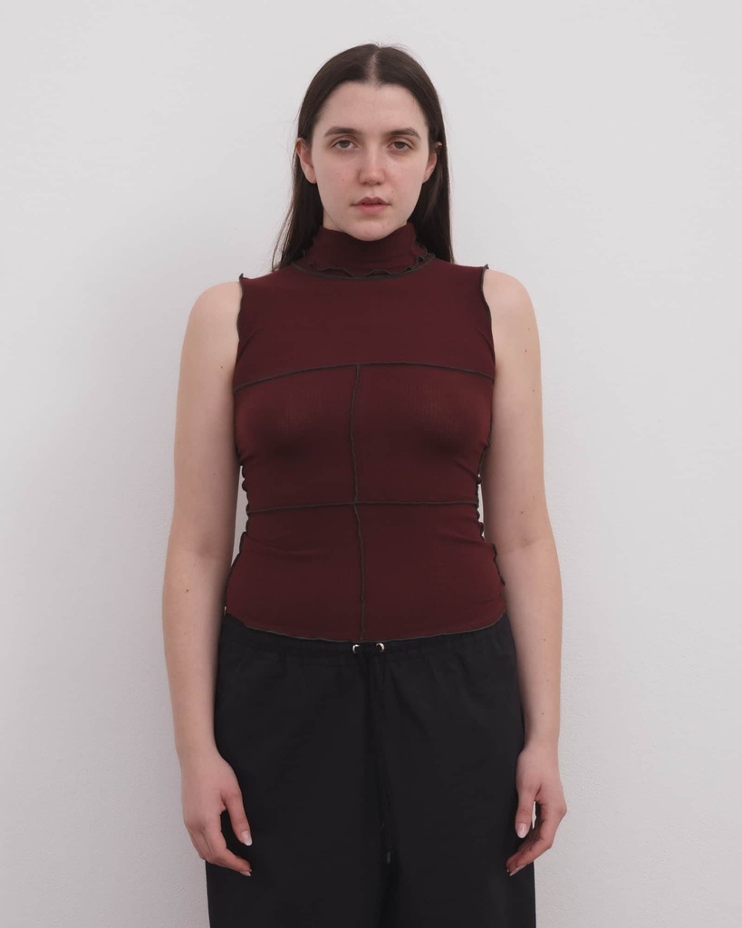 Baserange Toppur Cinder turtleneck tank Nara red